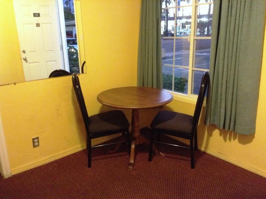 Oceanside Inn & Suites Quarto foto